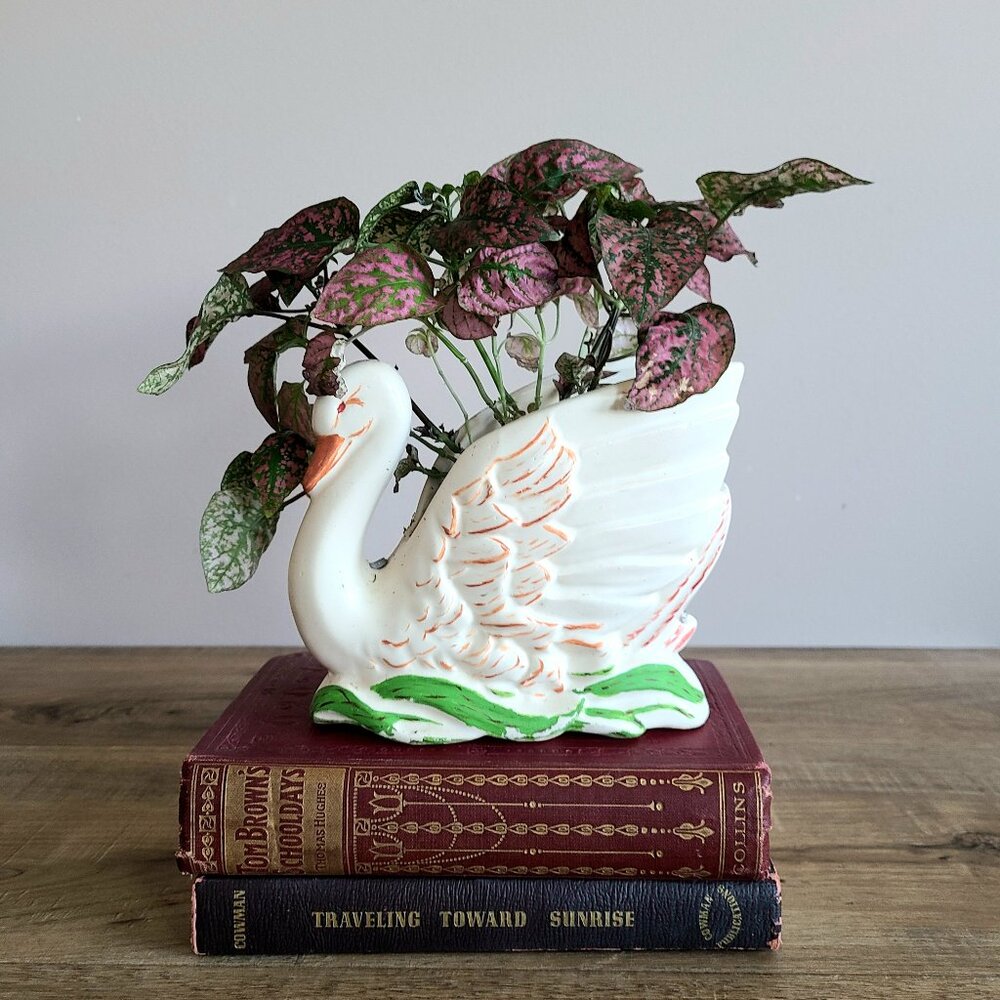 Vintage ceramic planter swan shaped.